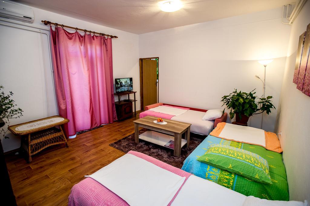 Apartman Oaza Требинье Экстерьер фото